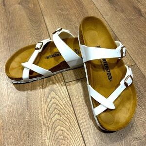 Birkenstock Mayari White Sandals
